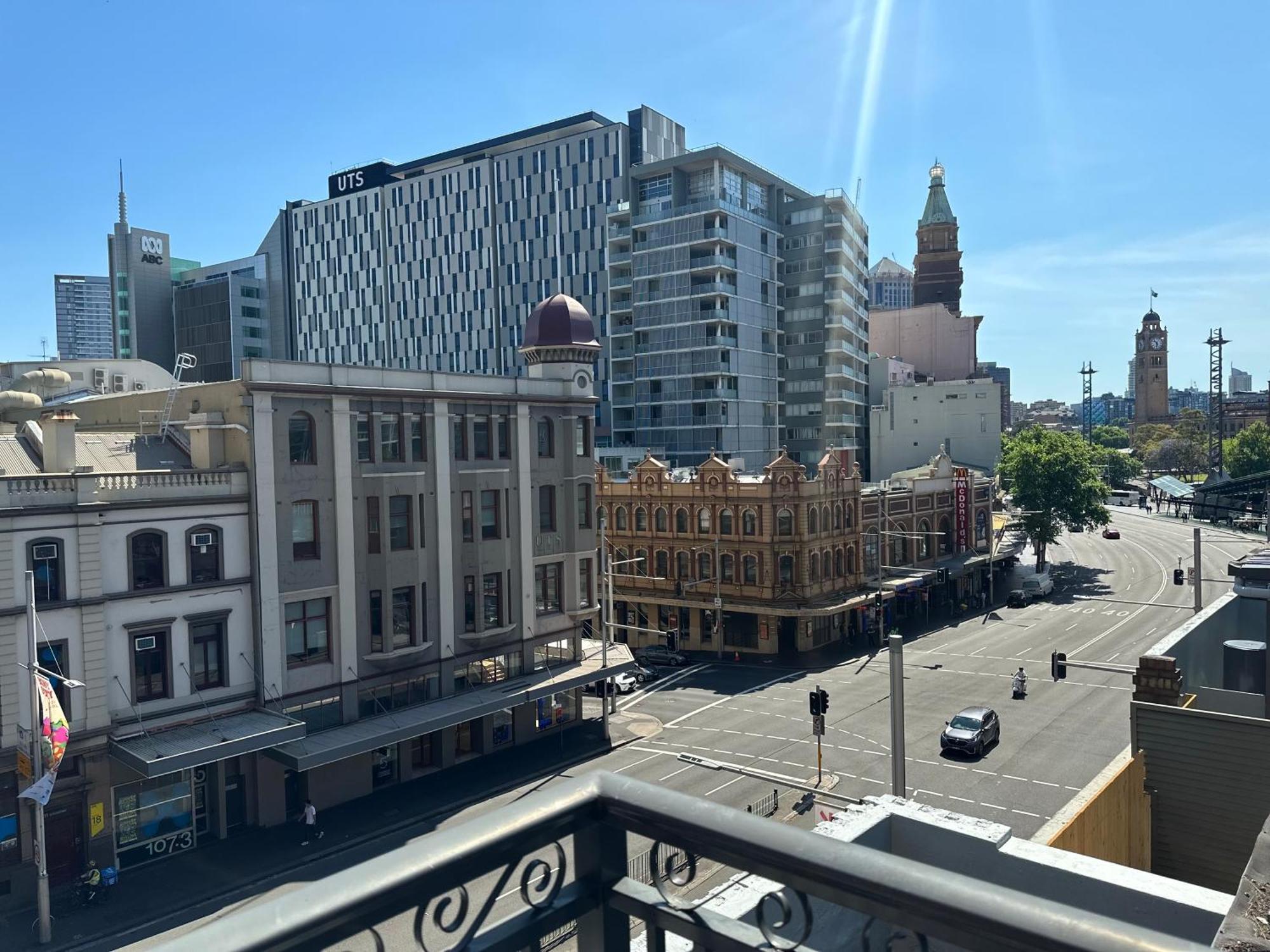 Sydney Riseon Hotel Exteriör bild